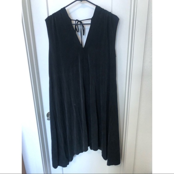 Eri + Ali Briella Tunic Dress - Picture 2 of 3